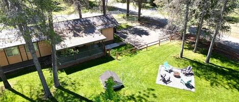 المنطقة المحيطة بالمنشأة