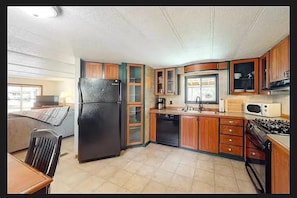 Microwave, oven, stovetop, dishwasher