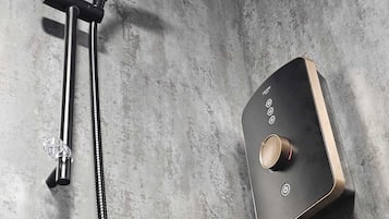 Hand-held showerhead