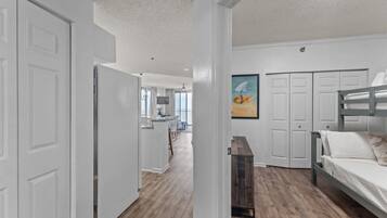 3 sovrum, strykjärn/strykbräda, gratis wi-fi och sängkläder