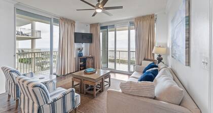 NEW! Beachfront Condo @ Beach Club