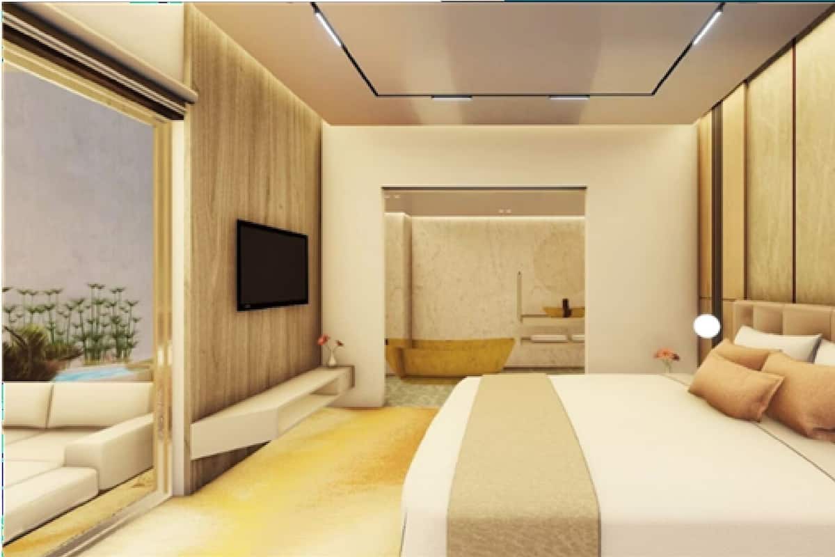 Exclusieve suite, 1 slaapkamer, uitzicht op de stad, aan de binnenplaats | Een minibar, een kluis op de kamer, een bureau, een laptopwerkplek