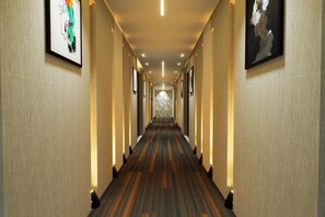 4 treatment rooms