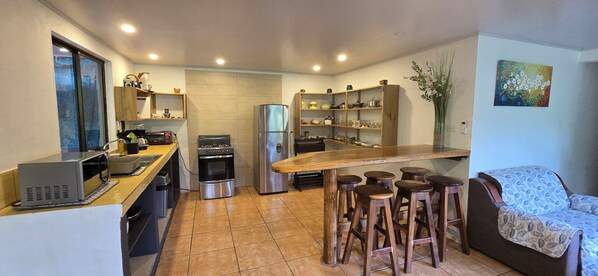 Microwave, oven, coffee/tea maker, toaster