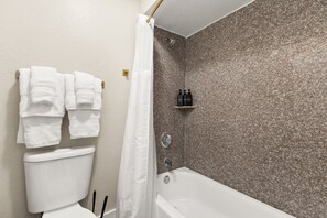 Unclassified image, 2 of 21, button