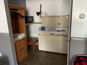 Fridge, microwave, coffee/tea maker