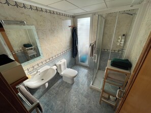 淋浴設備、提供毛巾、番梘、廁紙