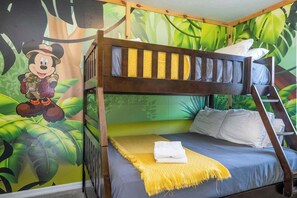 4 habitaciones, tabla de planchar con plancha y wifi gratis 