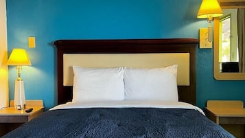 Desk, laptop workspace, free WiFi