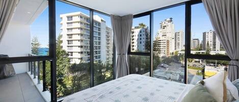 2 bedrooms, iron/ironing board, WiFi