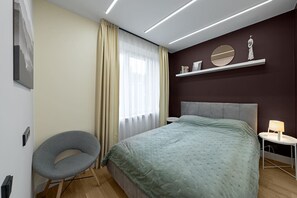 1 soverom, skrivebord, strykejern/-brett og wi-fi