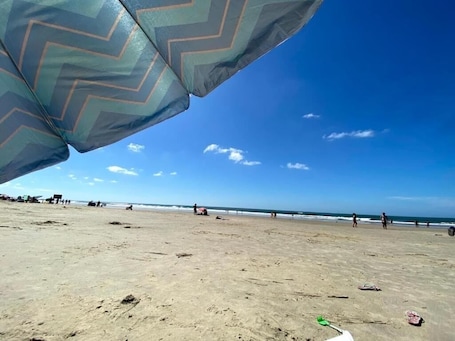 Beach nearby. 2 Bedroom House Barra del CHUY