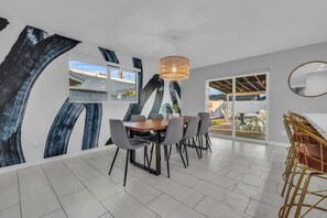 Dining - Blue Lagoon - HTD Pool, Ping Pong, Old Town 1mile (Scottsdale)