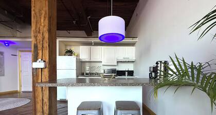Downtown: Neo-Deco Industrial Loft