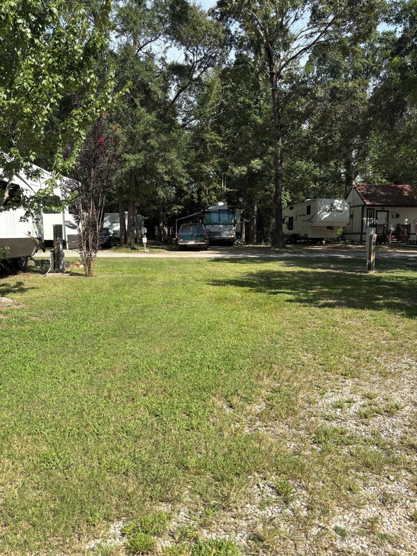 Nicht klassifiziertes Bild, 1 von 8, Schaltfläche