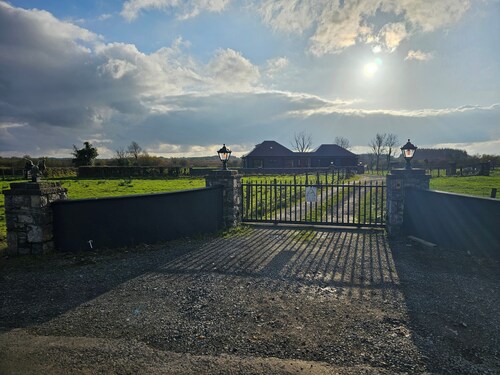 Luxury country living