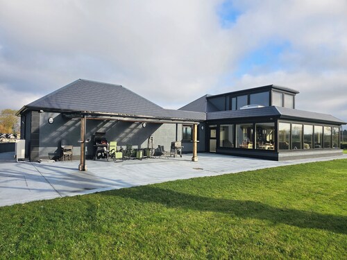 Luxury country living