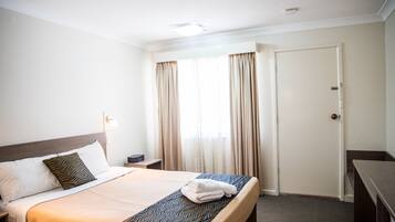 1 bedroom, iron/ironing board, free WiFi