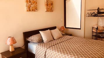 1 bedroom, internet, bed sheets