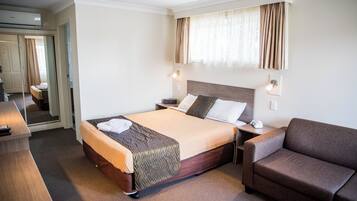 1 bedroom, iron/ironing board, free WiFi