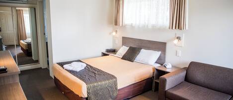 1 chambre, fer et planche à repasser, Wi-Fi gratuit