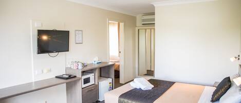 2 dormitoris, planxa i posts de planxar i wifi gratuïta