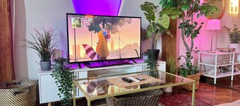 Downtown: River’s Edge Industrial Loft