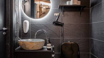 Haartrockner, Handtücher