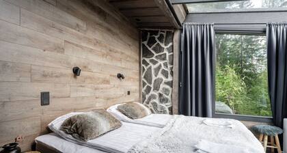 Comfy Suite with Terrace and Lake Views