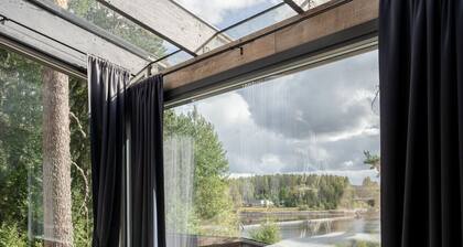 Private & Cozy Suite with terrace and lake views