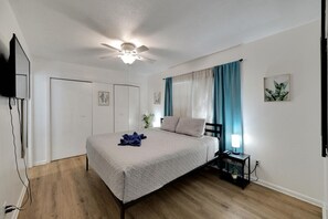 1 bedroom, desk, iron/ironing board, free WiFi