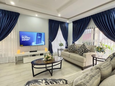 Spacious 2BR private apartment setting for families near Accra.