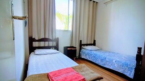 2 室のベッドルーム、アイロン / アイロン台、WiFi