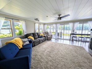 TV, fireplace - Haven Point Lakefront Bungalow (Little Lake)