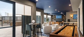Luxury Apartments by Hyatus White Plains