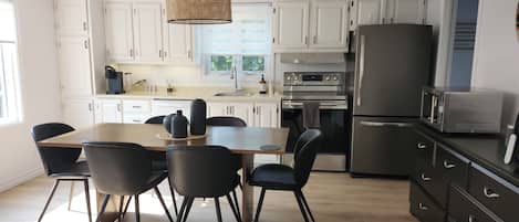 Microwave, oven, stovetop, dishwasher