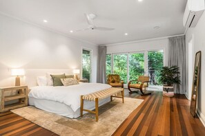 6 عدّة غرف نوم ومكتب ومكواة/لوح كي وواي فاي مجانًا