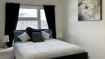 WiFi, bed sheets