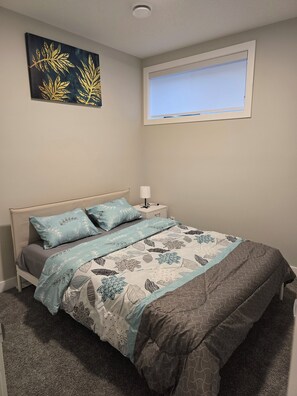 2 bedrooms, desk, free WiFi, bed sheets