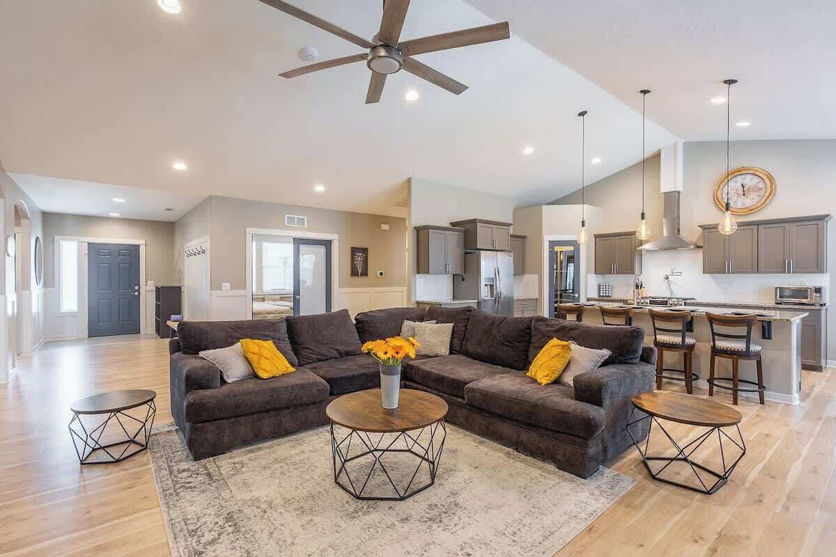 TV, fireplace, video games, books