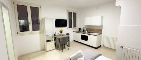 1 quarto, ferros/tábuas de passar roupa, Wi-Fi, roupa de cama