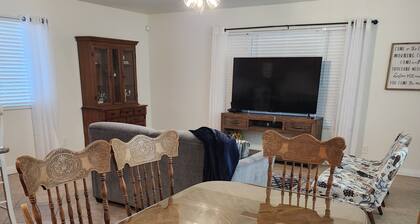 Pleasant apartment with AC in Apple Valley