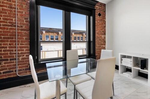 Apartment 4: Okmulgee Main St