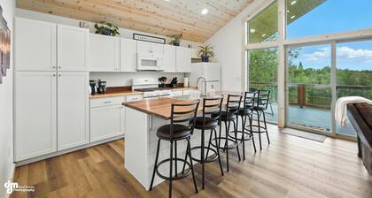 Peaceful with views, brand new, 2-bedroom, 2 bathroom house on Finger Lake.