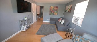 Cozy 2-Bedroom, 1-Bath Apartment – Perfect for Families & Travelers