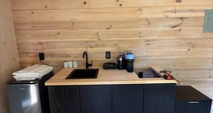 Ridgetop Retreat Tiny Home Unit 2