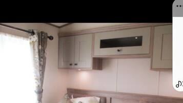 1 bedroom, iron/ironing board, WiFi