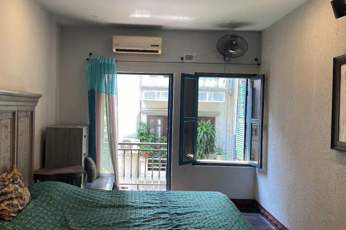 Habitació doble bàsica, vistes al jardí | Escriptori i wifi gratuïta