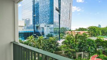 Apartment, 1 Schlafzimmer, Stadtblick | Balkon