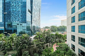 Balcony - Saruvi by Kozystay - Kuningan (Jakarta)
